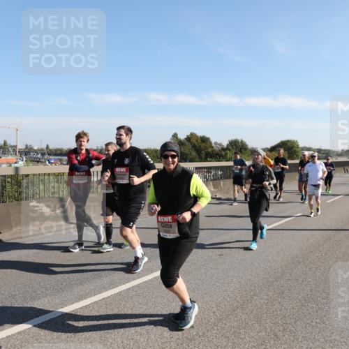 03.10.2025 - Köhlbrandbrückenlauf Yannick Fuchs http://msf.ph/oto/9182301 03.10.2025 11:24:40 Position 3 5626 meine-sportfotos.de
