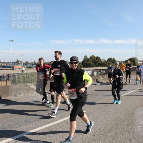 03.10.2025 - Köhlbrandbrückenlauf Yannick Fuchs http://msf.ph/oto/9182303 03.10.2025 11:24:40 Position 3 5626 meine-sportfotos.de