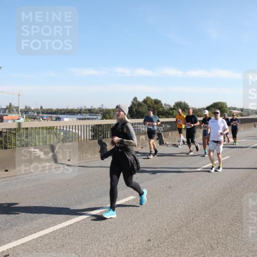 03.10.2025 - Köhlbrandbrückenlauf Yannick Fuchs http://msf.ph/oto/9182311 03.10.2025 11:24:41 Position 3  meine-sportfotos.de