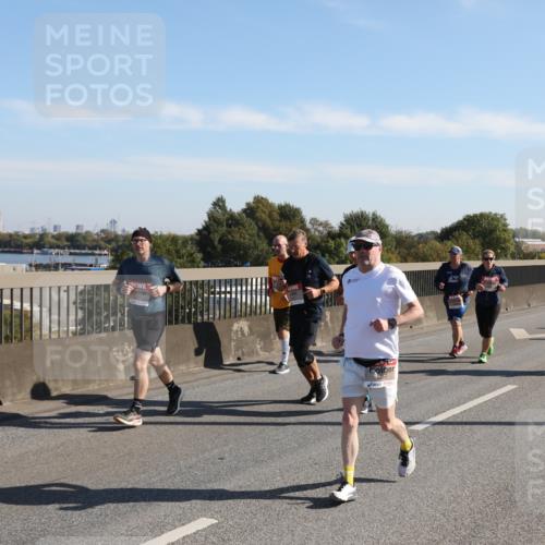 03.10.2025 - Köhlbrandbrückenlauf Yannick Fuchs http://msf.ph/oto/9182322 03.10.2025 11:24:42 Position 3  meine-sportfotos.de
