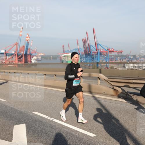 03.10.2025 - Köhlbrandbrückenlauf Yannick Fuchs http://msf.ph/oto/9182325 03.10.2025 08:59:36 Position 2 3565, 35 meine-sportfotos.de