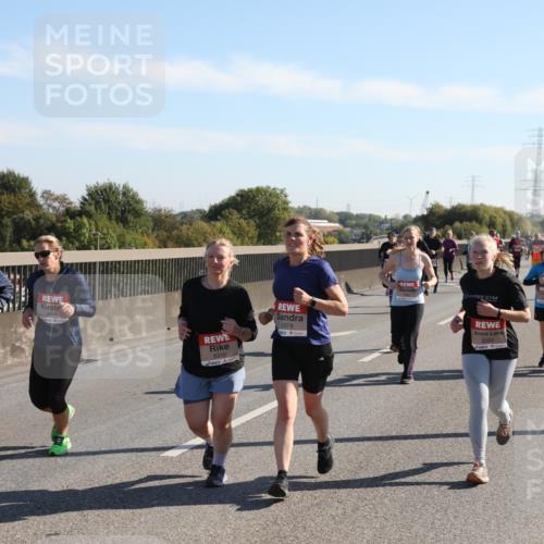 03.10.2025 - Köhlbrandbrückenlauf Yannick Fuchs http://msf.ph/oto/9182347 03.10.2025 11:24:44 Position 3 5693, 5310, 5378, 5320 meine-sportfotos.de