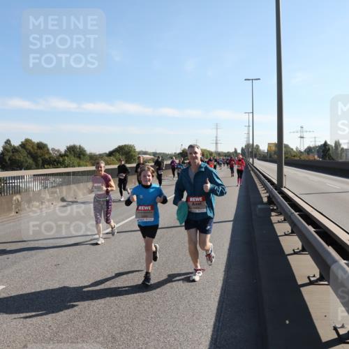 03.10.2025 - Köhlbrandbrückenlauf Yannick Fuchs http://msf.ph/oto/9182385 03.10.2025 11:24:47 Position 3  meine-sportfotos.de