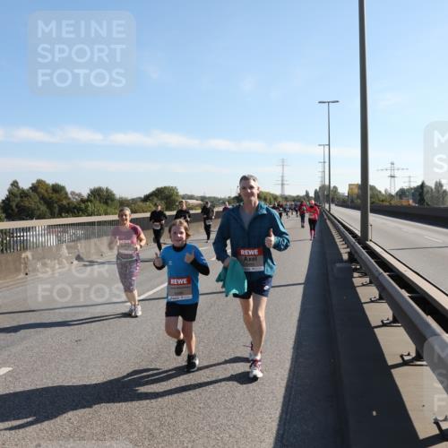 03.10.2025 - Köhlbrandbrückenlauf Yannick Fuchs http://msf.ph/oto/9182388 03.10.2025 11:24:47 Position 3  meine-sportfotos.de