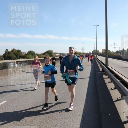03.10.2025 - Köhlbrandbrückenlauf Yannick Fuchs http://msf.ph/oto/9182389 03.10.2025 11:24:47 Position 3 5496 meine-sportfotos.de