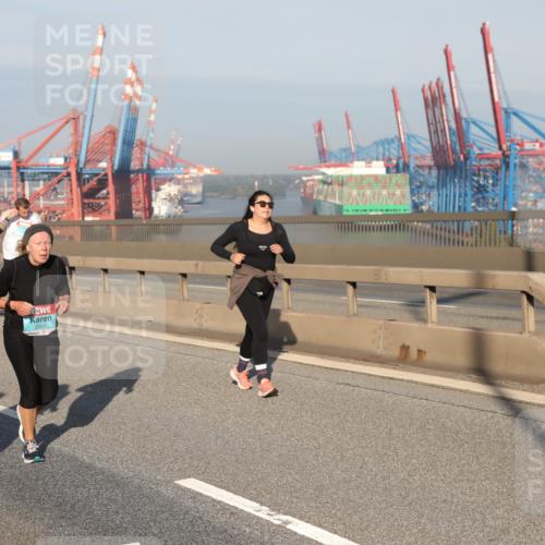 03.10.2025 - Köhlbrandbrückenlauf Yannick Fuchs http://msf.ph/oto/9182397 03.10.2025 08:59:48 Position 2 2924, 2397 meine-sportfotos.de