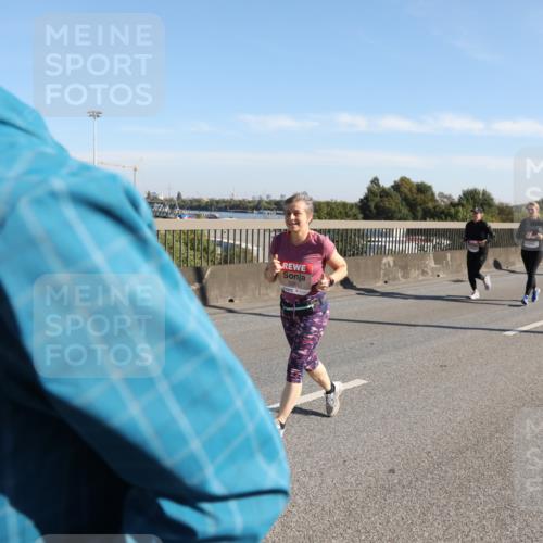 03.10.2025 - Köhlbrandbrückenlauf Yannick Fuchs http://msf.ph/oto/9182398 03.10.2025 11:24:49 Position 3  meine-sportfotos.de