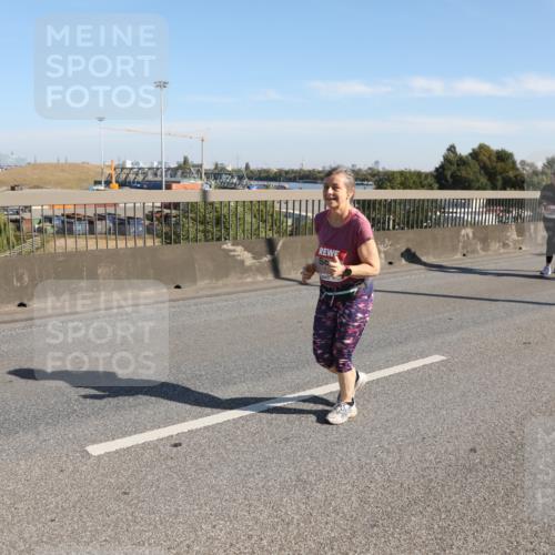 03.10.2025 - Köhlbrandbrückenlauf Yannick Fuchs http://msf.ph/oto/9182400 03.10.2025 11:24:49 Position 3 1070 meine-sportfotos.de