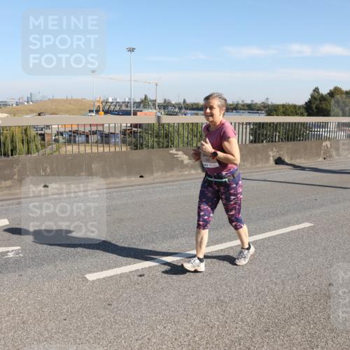 03.10.2025 - Köhlbrandbrückenlauf Yannick Fuchs http://msf.ph/oto/9182402 03.10.2025 11:24:49 Position 3  meine-sportfotos.de