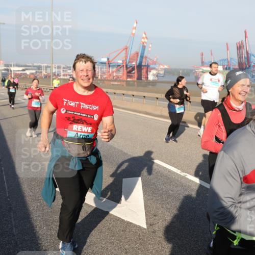 03.10.2025 - Köhlbrandbrückenlauf Yannick Fuchs http://msf.ph/oto/9182421 03.10.2025 08:59:52 Position 2 13, 2024 meine-sportfotos.de