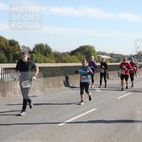 03.10.2025 - Köhlbrandbrückenlauf Yannick Fuchs http://msf.ph/oto/9182433 03.10.2025 11:24:52 Position 3 6475, 888, 5157 meine-sportfotos.de