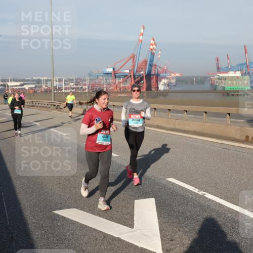 03.10.2025 - Köhlbrandbrückenlauf Yannick Fuchs http://msf.ph/oto/9182434 03.10.2025 08:59:54 Position 2  meine-sportfotos.de