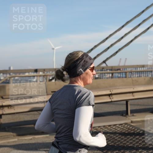 03.10.2025 - Köhlbrandbrückenlauf Yannick Fuchs http://msf.ph/oto/9182455 03.10.2025 08:59:57 Position 2  meine-sportfotos.de