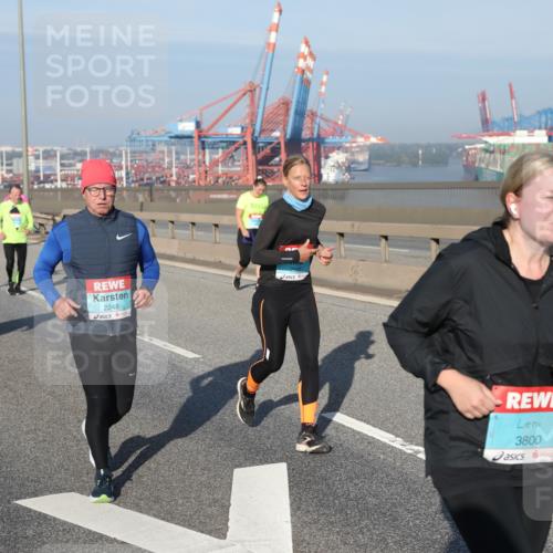 03.10.2025 - Köhlbrandbrückenlauf Yannick Fuchs http://msf.ph/oto/9182467 03.10.2025 09:00:00 Position 2 2248, 3800 meine-sportfotos.de