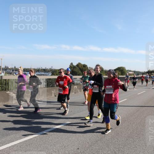 03.10.2025 - Köhlbrandbrückenlauf Yannick Fuchs http://msf.ph/oto/9182482 03.10.2025 11:24:58 Position 3 888, 5409 meine-sportfotos.de