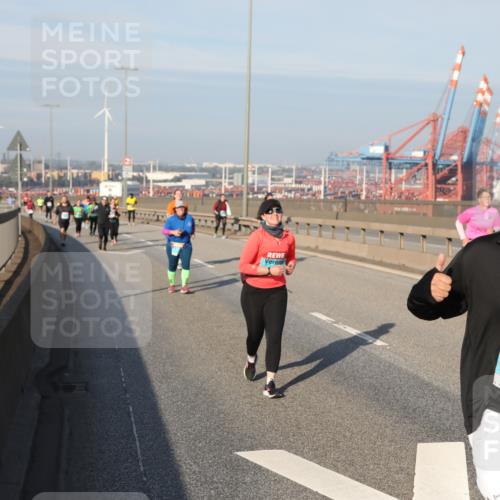 03.10.2025 - Köhlbrandbrückenlauf Yannick Fuchs http://msf.ph/oto/9182510 03.10.2025 09:00:10 Position 2 1763 meine-sportfotos.de