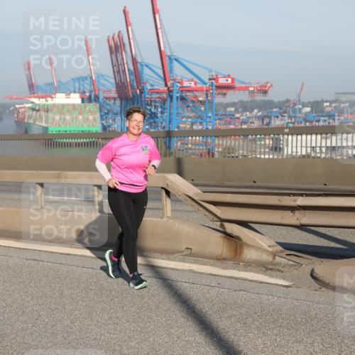 03.10.2025 - Köhlbrandbrückenlauf Yannick Fuchs http://msf.ph/oto/9182525 03.10.2025 09:00:13 Position 2  meine-sportfotos.de