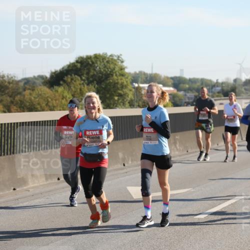 03.10.2025 - Köhlbrandbrückenlauf Yannick Fuchs http://msf.ph/oto/9182526 03.10.2025 11:25:02 Position 3 6736, 5267, 5442 meine-sportfotos.de