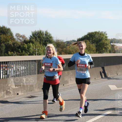 03.10.2025 - Köhlbrandbrückenlauf Yannick Fuchs http://msf.ph/oto/9182537 03.10.2025 11:25:03 Position 3 6736, 5442, 5696 meine-sportfotos.de