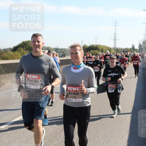 03.10.2025 - Köhlbrandbrückenlauf Yannick Fuchs http://msf.ph/oto/9182547 03.10.2025 11:25:05 Position 3 5442, 4708 meine-sportfotos.de