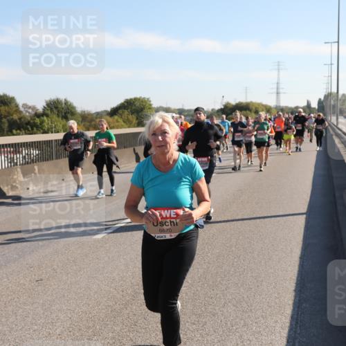 03.10.2025 - Köhlbrandbrückenlauf Yannick Fuchs http://msf.ph/oto/9182607 03.10.2025 11:25:15 Position 3 5036, 6670 meine-sportfotos.de