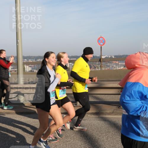 03.10.2025 - Köhlbrandbrückenlauf Yannick Fuchs http://msf.ph/oto/9182633 03.10.2025 09:00:35 Position 2  meine-sportfotos.de