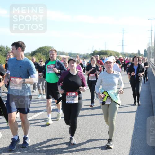03.10.2025 - Köhlbrandbrückenlauf Yannick Fuchs http://msf.ph/oto/9182650 03.10.2025 11:25:27 Position 3 5176, 4863, 6351, 5017 meine-sportfotos.de