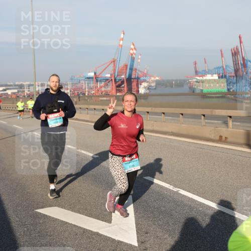 03.10.2025 - Köhlbrandbrückenlauf Yannick Fuchs http://msf.ph/oto/9182651 03.10.2025 09:00:38 Position 2 2838, 2148 meine-sportfotos.de