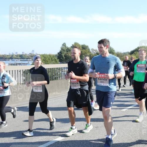 03.10.2025 - Köhlbrandbrückenlauf Yannick Fuchs http://msf.ph/oto/9182654 03.10.2025 11:25:27 Position 3 4611, 5176, 4863, 6351, 5017 meine-sportfotos.de