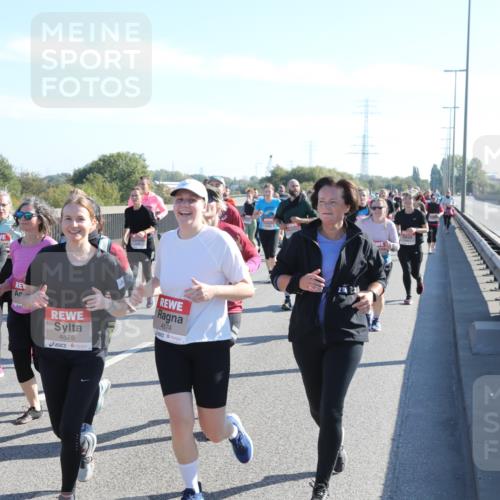 03.10.2025 - Köhlbrandbrückenlauf Yannick Fuchs http://msf.ph/oto/9182673 03.10.2025 11:25:29 Position 3 4575, 4574 meine-sportfotos.de