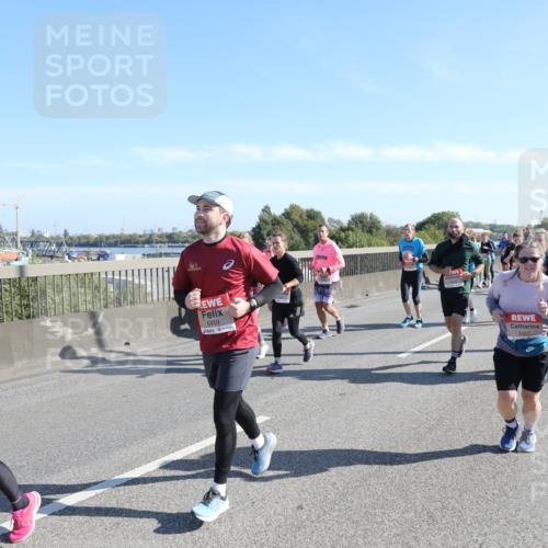 03.10.2025 - Köhlbrandbrückenlauf Yannick Fuchs http://msf.ph/oto/9182699 03.10.2025 11:25:32 Position 3 5459, 5557 meine-sportfotos.de