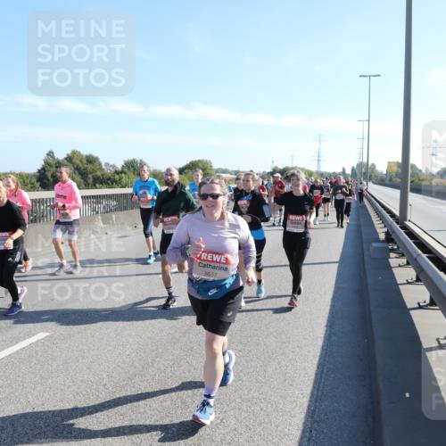 03.10.2025 - Köhlbrandbrückenlauf Yannick Fuchs http://msf.ph/oto/9182703 03.10.2025 11:25:32 Position 3 5557 meine-sportfotos.de