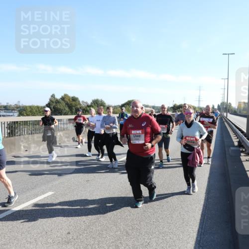 03.10.2025 - Köhlbrandbrückenlauf Yannick Fuchs http://msf.ph/oto/9182785 03.10.2025 11:25:41 Position 3 5584 meine-sportfotos.de