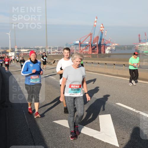03.10.2025 - Köhlbrandbrückenlauf Yannick Fuchs http://msf.ph/oto/9182804 03.10.2025 09:01:22 Position 2 3298 meine-sportfotos.de