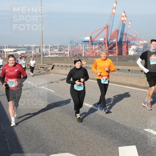 03.10.2025 - Köhlbrandbrückenlauf Yannick Fuchs http://msf.ph/oto/9182837 03.10.2025 09:01:30 Position 2  meine-sportfotos.de