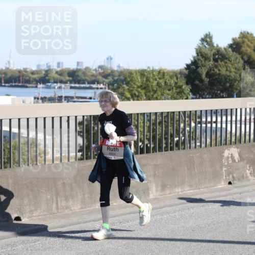 03.10.2025 - Köhlbrandbrückenlauf Yannick Fuchs http://msf.ph/oto/9182838 03.10.2025 11:25:48 Position 3 4824 meine-sportfotos.de