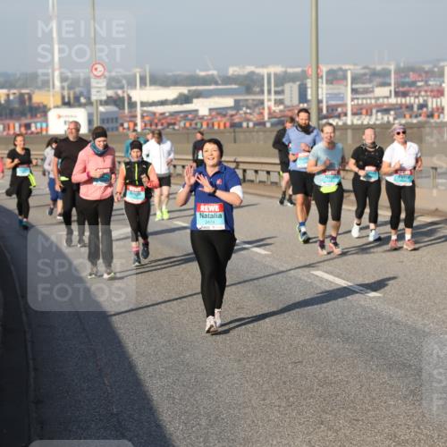 03.10.2025 - Köhlbrandbrückenlauf Yannick Fuchs http://msf.ph/oto/9182855 03.10.2025 09:01:34 Position 2 1011, 2474 meine-sportfotos.de
