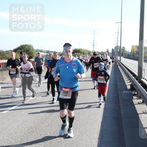 03.10.2025 - Köhlbrandbrückenlauf Yannick Fuchs http://msf.ph/oto/9182876 03.10.2025 11:25:52 Position 3 4949 meine-sportfotos.de