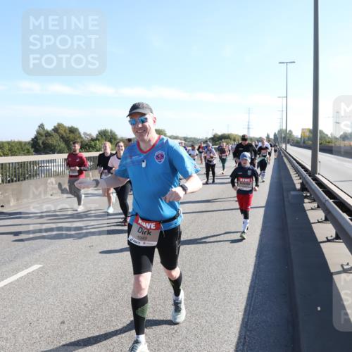 03.10.2025 - Köhlbrandbrückenlauf Yannick Fuchs http://msf.ph/oto/9182879 03.10.2025 11:25:53 Position 3 4949 meine-sportfotos.de