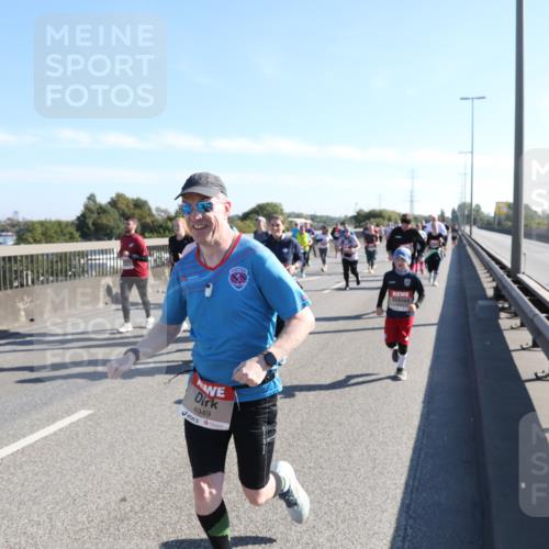 03.10.2025 - Köhlbrandbrückenlauf Yannick Fuchs http://msf.ph/oto/9182881 03.10.2025 11:25:53 Position 3 4949 meine-sportfotos.de