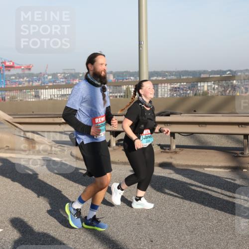 03.10.2025 - Köhlbrandbrückenlauf Yannick Fuchs http://msf.ph/oto/9182900 03.10.2025 09:01:43 Position 2 2238, 118 meine-sportfotos.de