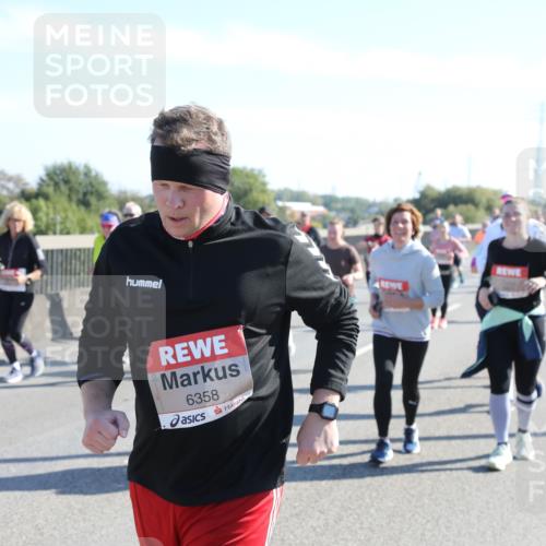 03.10.2025 - Köhlbrandbrückenlauf Yannick Fuchs http://msf.ph/oto/9182903 03.10.2025 11:25:56 Position 3 6358 meine-sportfotos.de