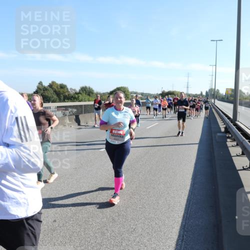 03.10.2025 - Köhlbrandbrückenlauf Yannick Fuchs http://msf.ph/oto/9182935 03.10.2025 11:26:00 Position 3 5193, 6527 meine-sportfotos.de