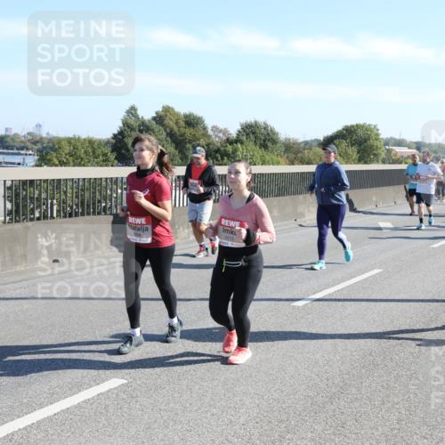 03.10.2025 - Köhlbrandbrückenlauf Yannick Fuchs http://msf.ph/oto/9182950 03.10.2025 11:26:01 Position 3 5515, 5601 meine-sportfotos.de