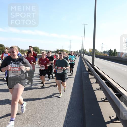 03.10.2025 - Köhlbrandbrückenlauf Yannick Fuchs http://msf.ph/oto/9183007 03.10.2025 11:26:07 Position 3 5364 meine-sportfotos.de