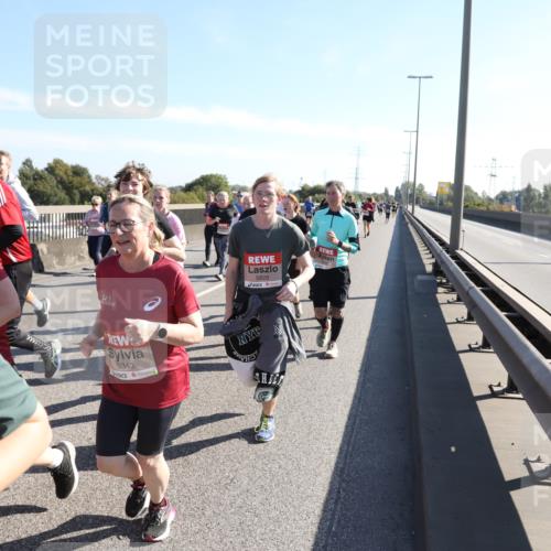 03.10.2025 - Köhlbrandbrückenlauf Yannick Fuchs http://msf.ph/oto/9183026 03.10.2025 11:26:09 Position 3 5343, 5829 meine-sportfotos.de