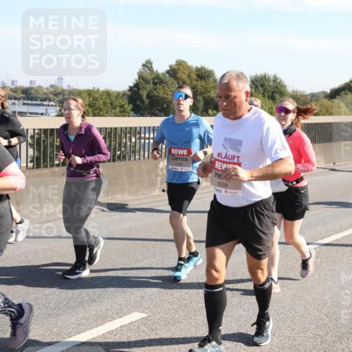 03.10.2025 - Köhlbrandbrückenlauf Yannick Fuchs http://msf.ph/oto/9183054 03.10.2025 11:26:12 Position 3 6317, 5260, 6508 meine-sportfotos.de