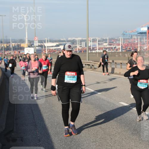 03.10.2025 - Köhlbrandbrückenlauf Yannick Fuchs http://msf.ph/oto/9183067 03.10.2025 09:02:10 Position 2 2602, 3130 meine-sportfotos.de