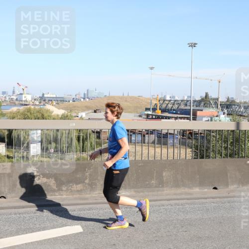 03.10.2025 - Köhlbrandbrückenlauf Yannick Fuchs http://msf.ph/oto/9183073 03.10.2025 11:26:21 Position 3 1020 meine-sportfotos.de