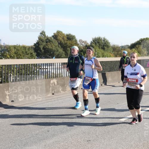 03.10.2025 - Köhlbrandbrückenlauf Yannick Fuchs http://msf.ph/oto/9183087 03.10.2025 11:26:23 Position 3 5517 meine-sportfotos.de